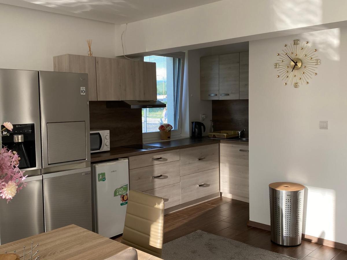 Kajula Apartamento Bešeňová Exterior foto